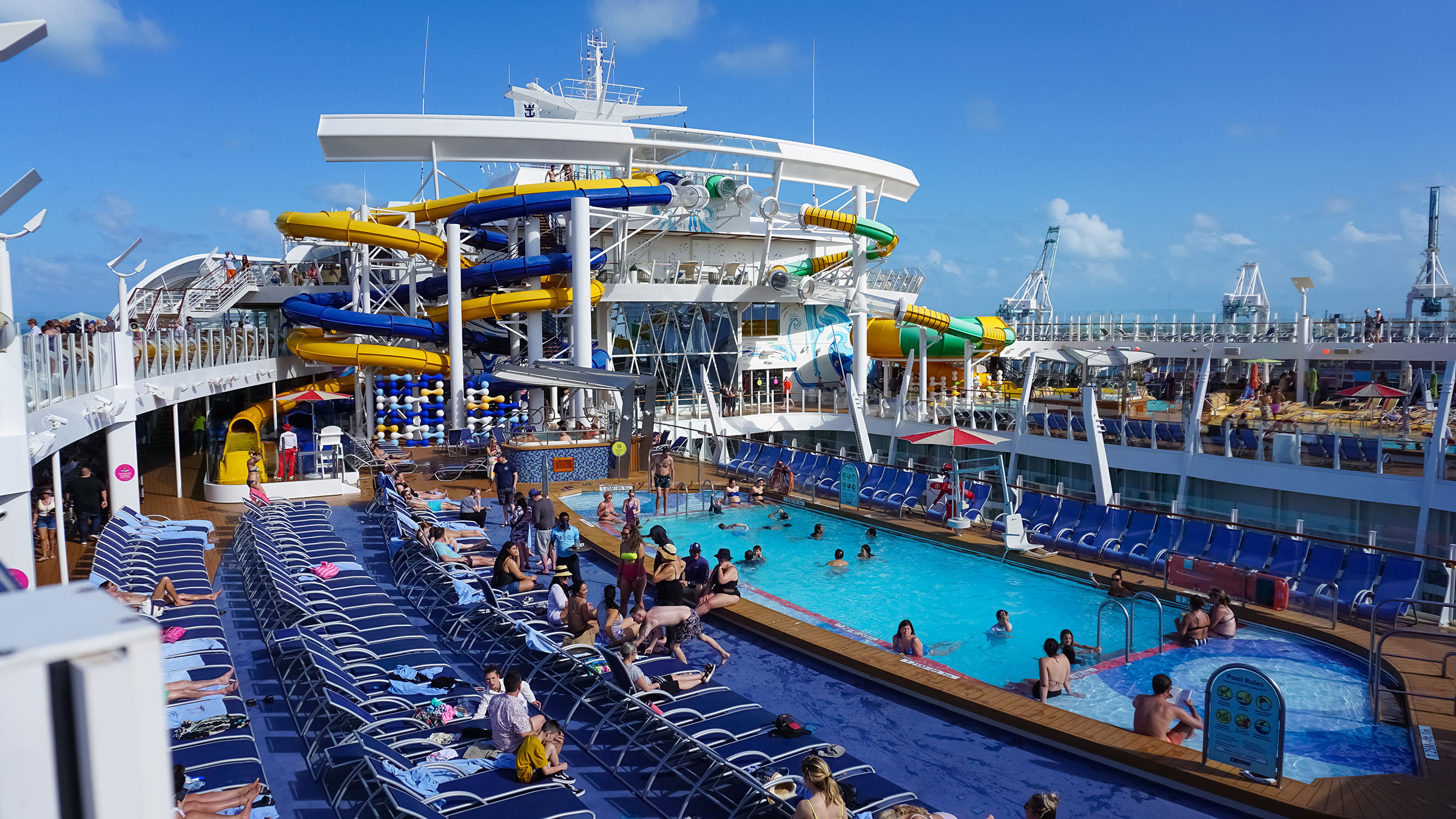 cruis ship recreation area
