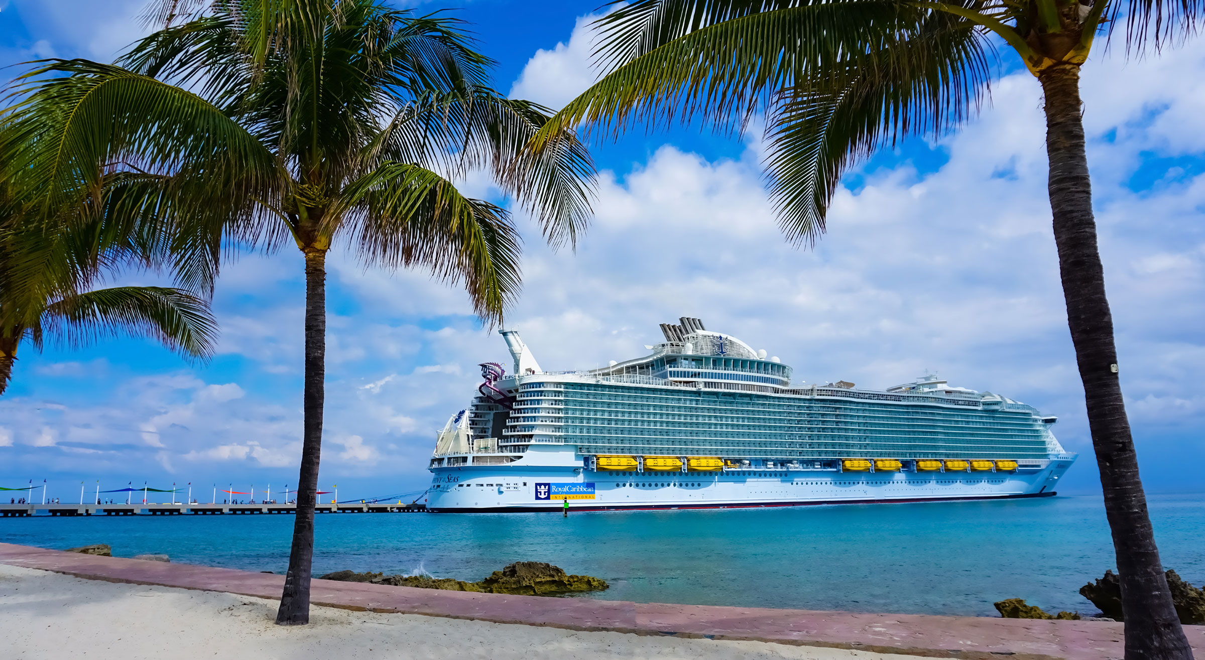 royal caribbean ship coco cay bahamas